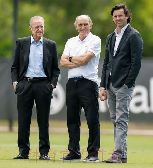 佛罗伦萨想要马约拉尔 正和经纪人以及皇马谈判 佛罗伦萨想要马约拉尔 正和经纪人以及皇马谈判